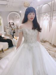 -艾米丽婚纱礼服