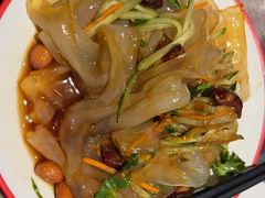 -玺炖·中国铁锅炖(南京东路店)