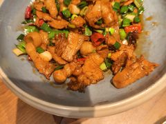 -云海肴·汽锅鸡·云南菜(天山百盛优客店)