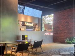 -J Create城市露营咖啡·简餐·宠物(上海动物园店)