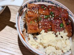 鳗鱼饭-初居食屋日式料理(万象城购物中心店)