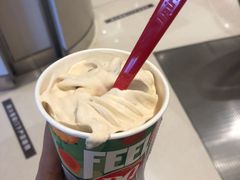 朗姆葡萄巴旦木-DQ·蛋糕·冰淇淋(苏州中心店)
