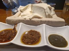 -95号酱骨·一块豆腐(展春园西路店)