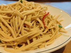 -赶海部落海鲜城(海阳路店)