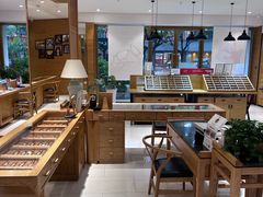 -宝丽眼镜(湖墅店)