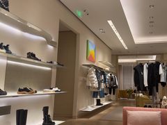 -LV路易威登(德基广场店)