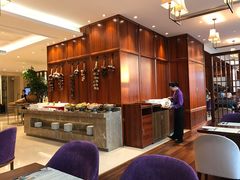 -南湖名都·景湖轩全日制餐厅·海鲜自助·东南亚风味·临湖而食