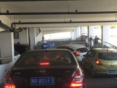 -上海新国际博览中心-贵宾停车场