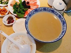 -桥香园云南过桥米线(金马碧鸡店)