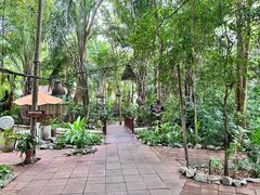 -卷心菜和避孕套餐厅(Pattaya)