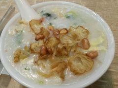 艇仔粥-银记肠粉店(新港西路店)