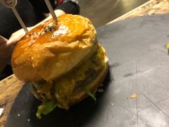 -HIGH FIVE哈福手工汉堡(桂林路店)