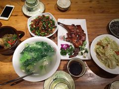 -老滇山寨•云南特色菜•地方菜•民族风情歌舞表演(金碧店)