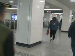 -常熟路(地铁站)