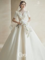 -Renee芮亦婚纱