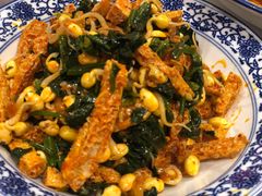 菠菜拌脆豆腐-咪咪川菜(太乙路店)