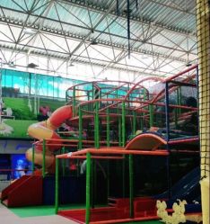 -爱丽丝奇幻乐园