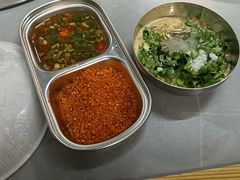 -牛牛牛酸菜煎肉店(望云寺路店)