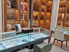 -回瑞眼镜·蔡司·依视路官方授权店(广益路万达店)