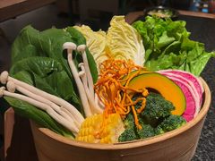 -三出山火锅(南京万象天地店)