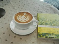 榛果拿铁-Cafe Villa