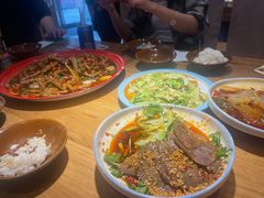 -先启半步颠小酒馆(虹桥龙湖天街店)