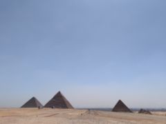 -吉萨金字塔群