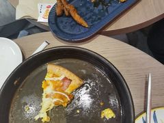 -必胜客(上海华谊新所店)
