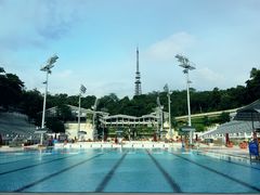 -越秀山游泳场