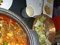 -辣尚瘾·烤鱼·新川菜(牡丹园直营店)