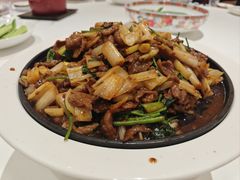 葱爆小羔羊肉-悦融琥珀·京鲁菜·海味珍品(西单店)