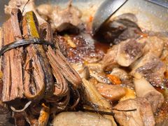 -头上红煨盐鸡·非遗院子餐厅