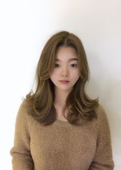 -AYO SALON