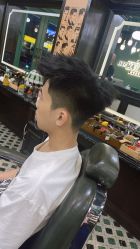 -海文先生国潮烫染男士理发馆