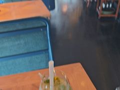 -良木缘咖啡西餐(优品道广场店)