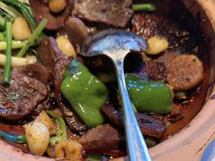 -八府香鸭·啫啫煲(华山路店)