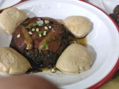 -梓檚中餐厅湖北菜小龙虾武昌鱼排骨藕汤(黄鹤楼店)