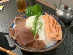 -三出山火锅(南京万象天地店)