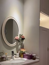 -蕾蕾美颜美容美体