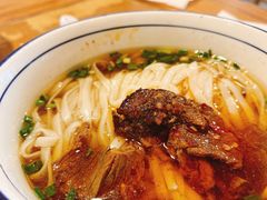 -矮子粉店1985·长沙米粉(湘春路店)