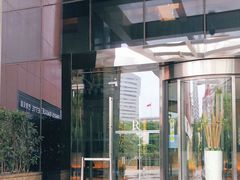 -上海龙之梦万丽酒店