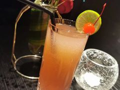 -湊湊火锅·茶憩(杭州湖滨银泰in77店)
