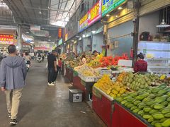 -曼阁市场水果批发市场