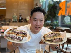 -OUR Bakery(中海环宇荟店)
