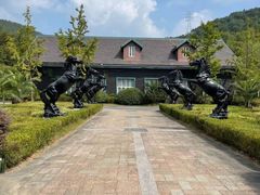 -梦娜斯庄园
