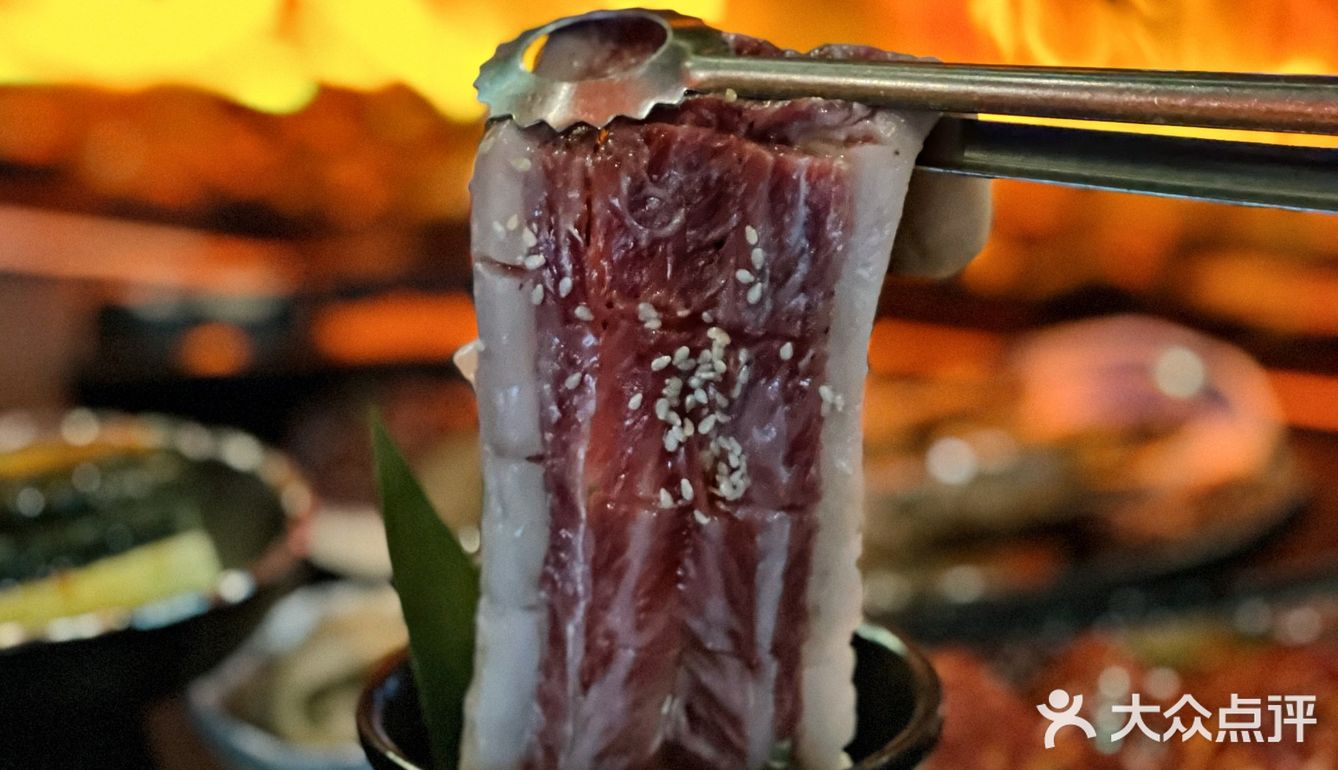 壁炉烤肉 | 16 Wagyu Salon 和牛烧肉专门店