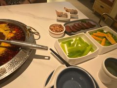 -左庭右院鲜牛肉火锅(南通CBD大有境店)