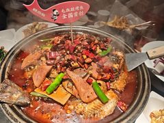 -辣尚瘾·烤鱼·新川菜(牡丹园直营店)