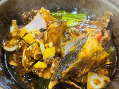 砂锅泰汁焗大鱼头-众源美食(光复阁店)