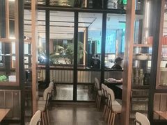 -新发现(宝山龙湖店)